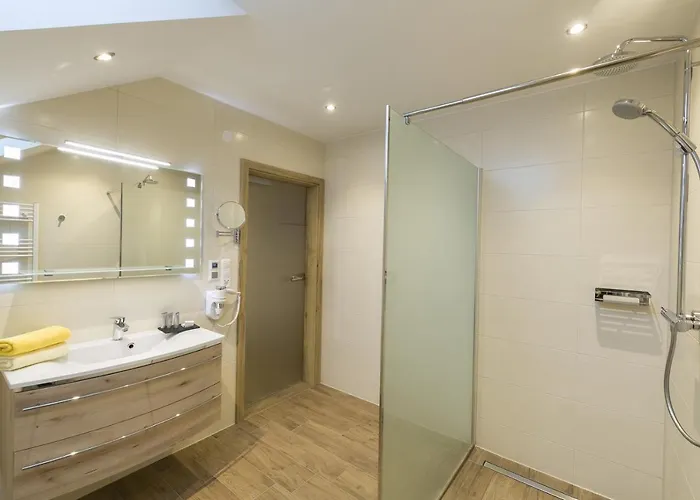 ファームステイ Altroiterhof *