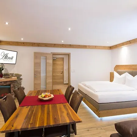Altroiterhof Farm stay